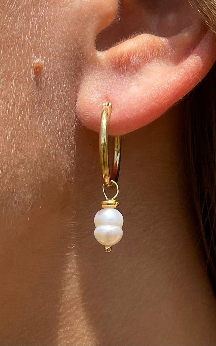 Créoles perles blanches