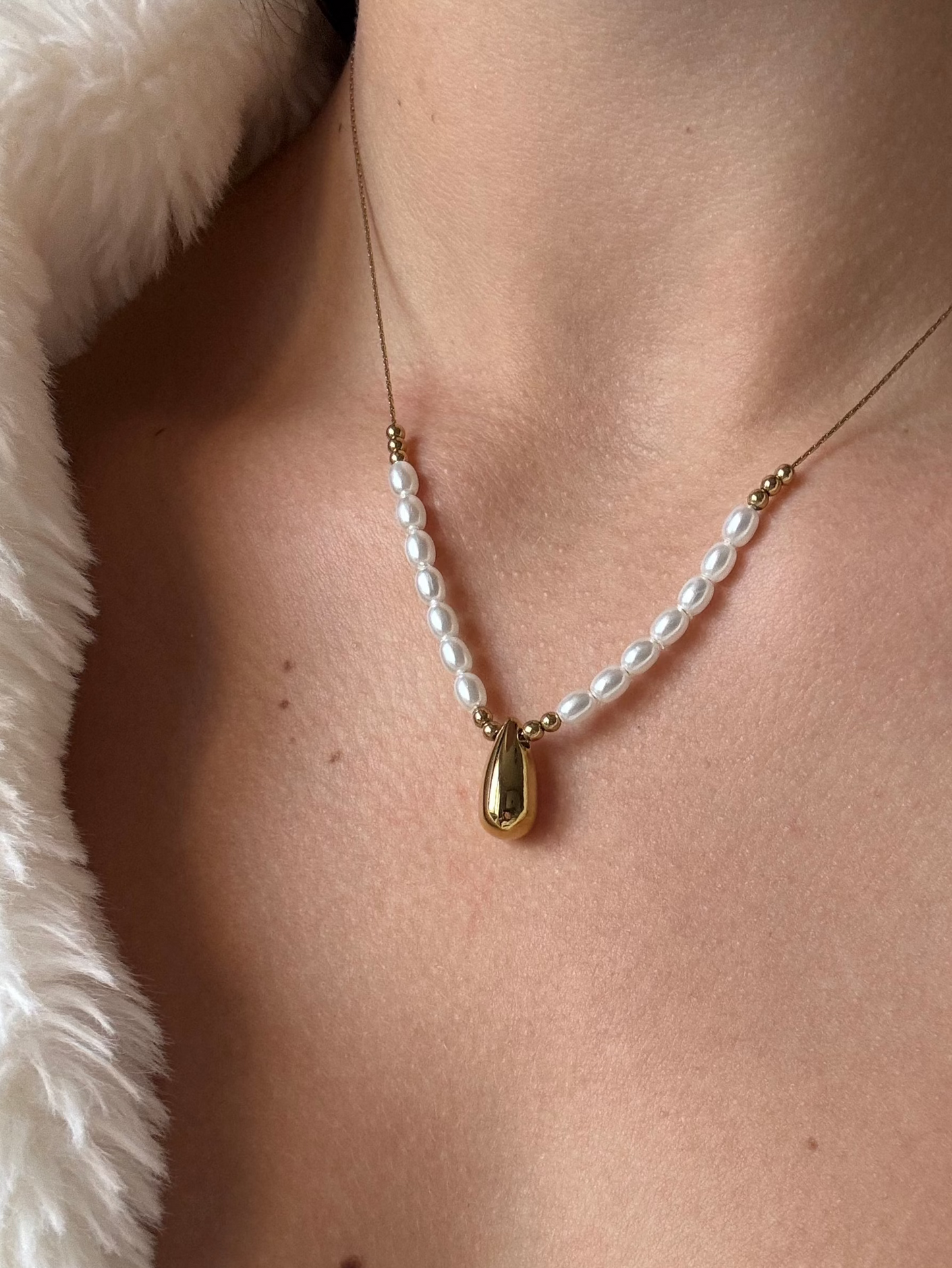 Collier goutte et perles