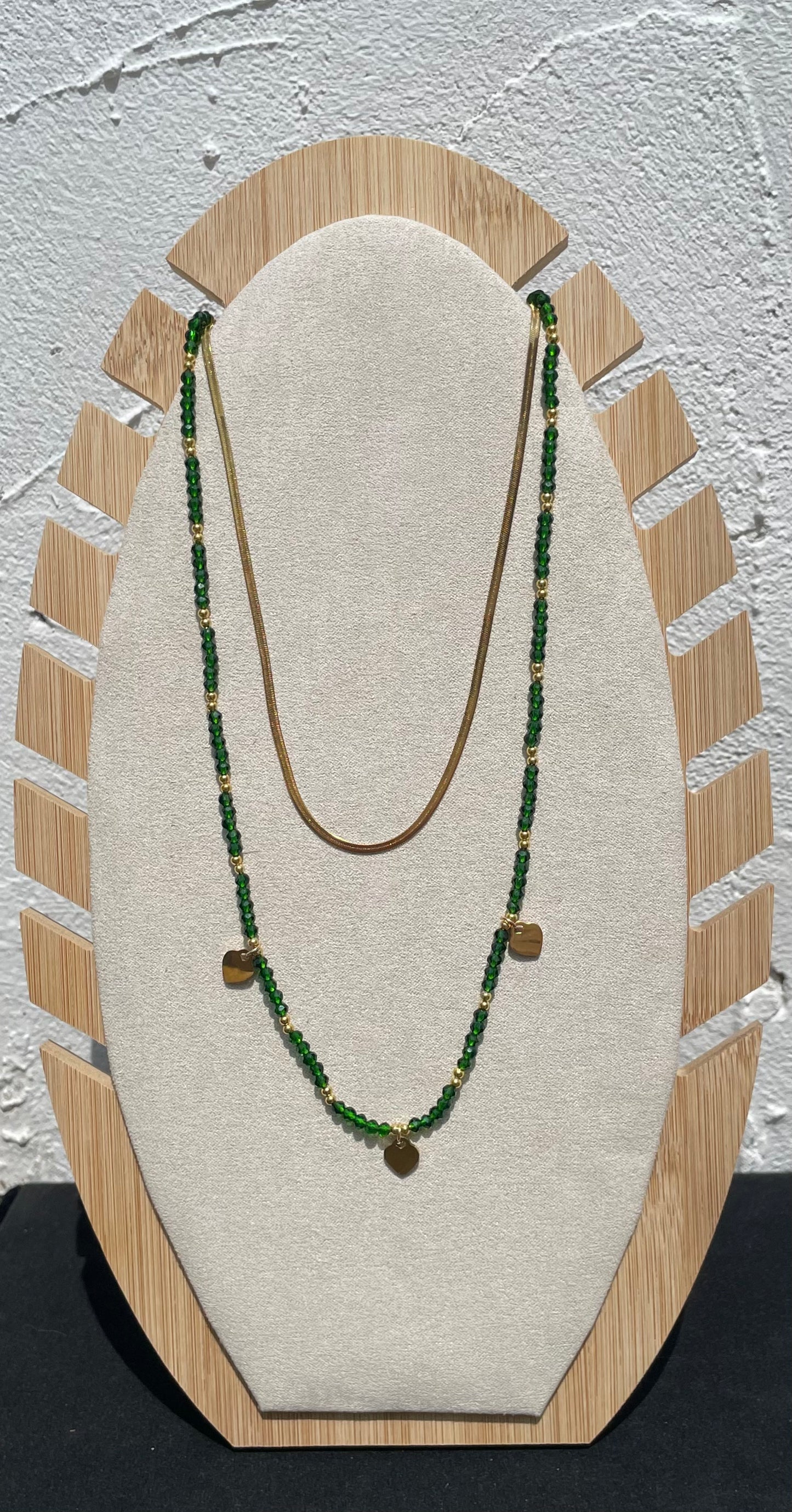 Collier double avec perles vertes